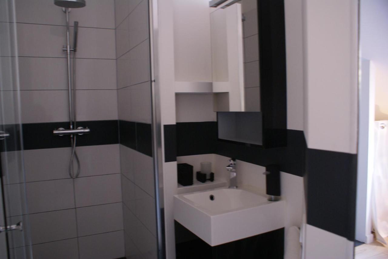 La Cour Soubespin Bed & Breakfast Lille Dış mekan fotoğraf